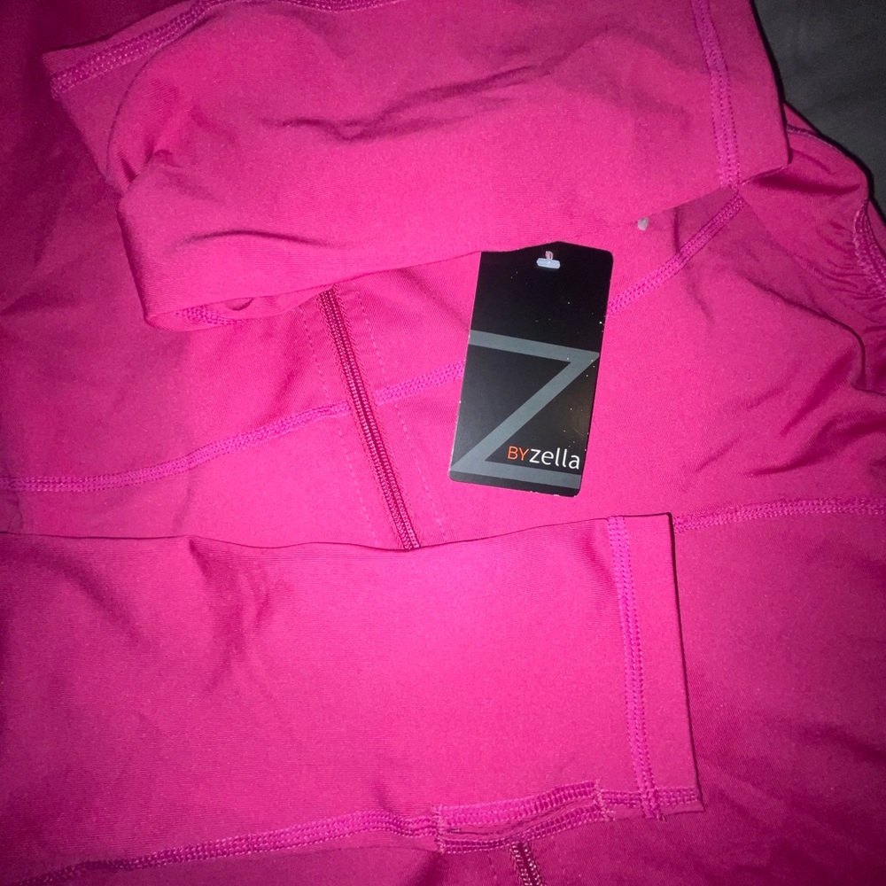 Zella work out set jacket and long pants. Brand new never worn.